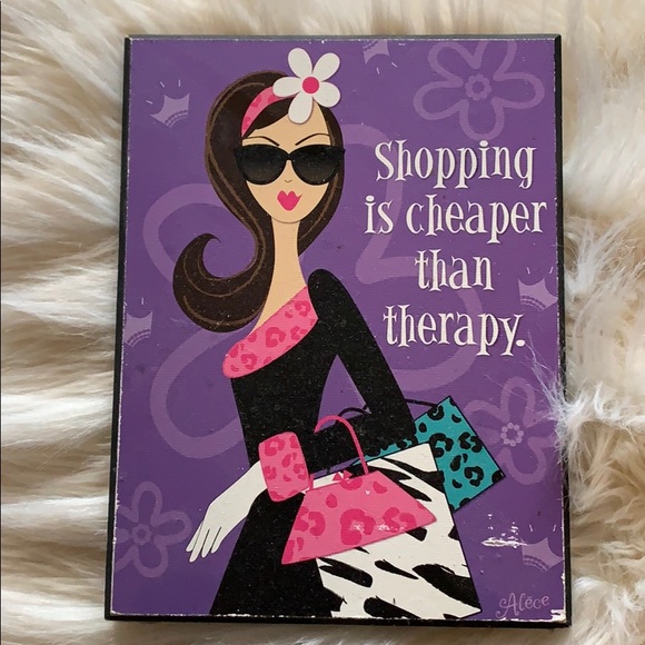 Meet your Posher, Elle - Picture 2 of 6